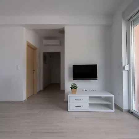 With A Parking Space Tribunj, Vodice - 16717 Apartament