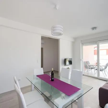 With A Parking Space Tribunj, Vodice - 16717 Apartament Tribalj