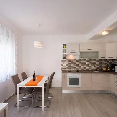 Apartament With A Parking Space Tribunj, Vodice - 16717 *